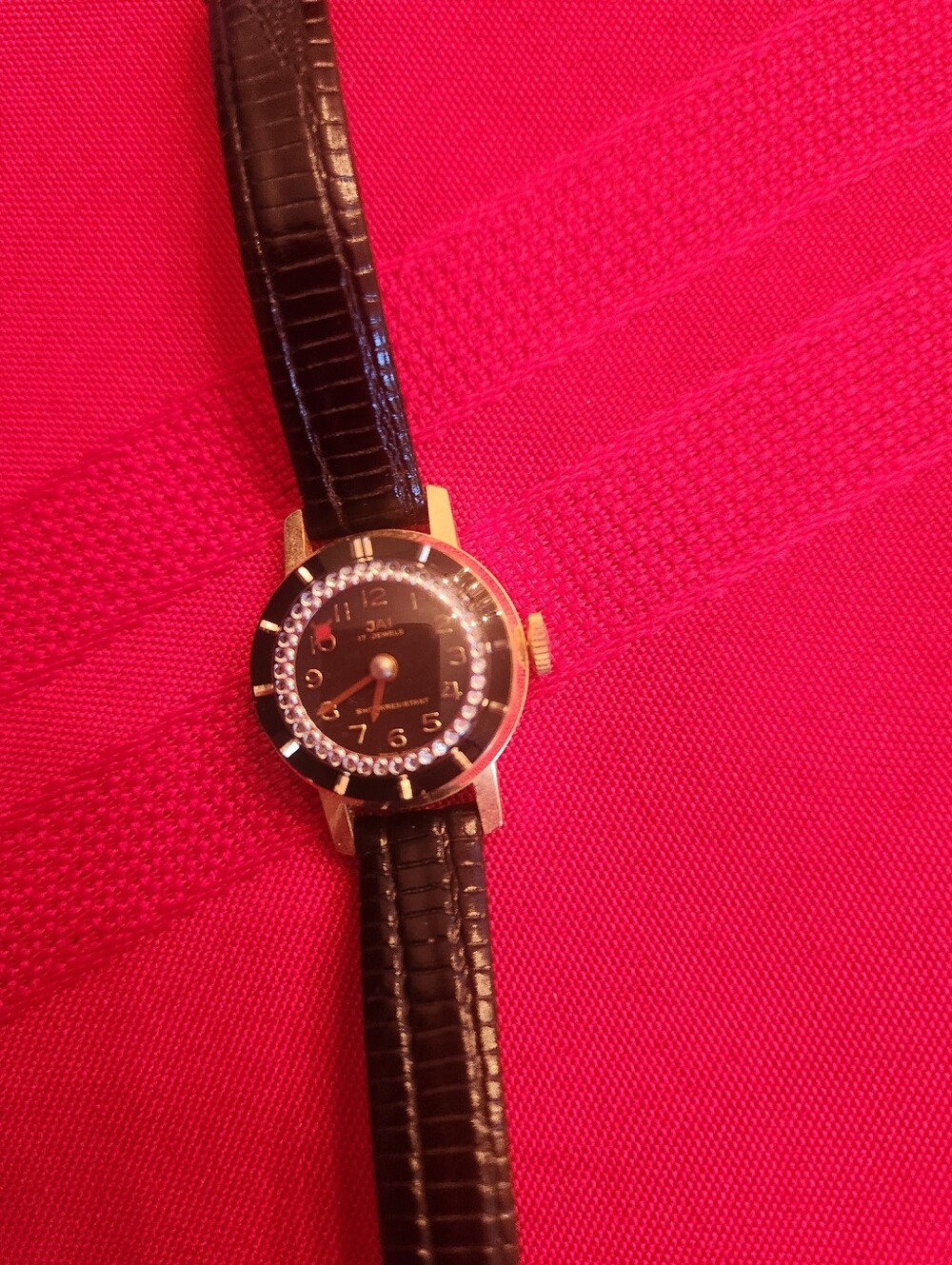 Vintage JAI 17 jewels shockresistant manual wind  ladies watch